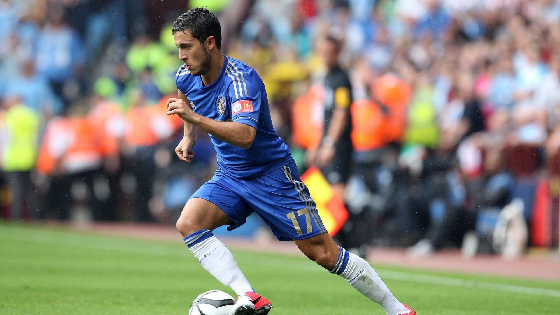 开云官网-冰封威尔士！穆勒化身斗牛士防线铁闸，皇家社会战术棋盘上的隐形杀招