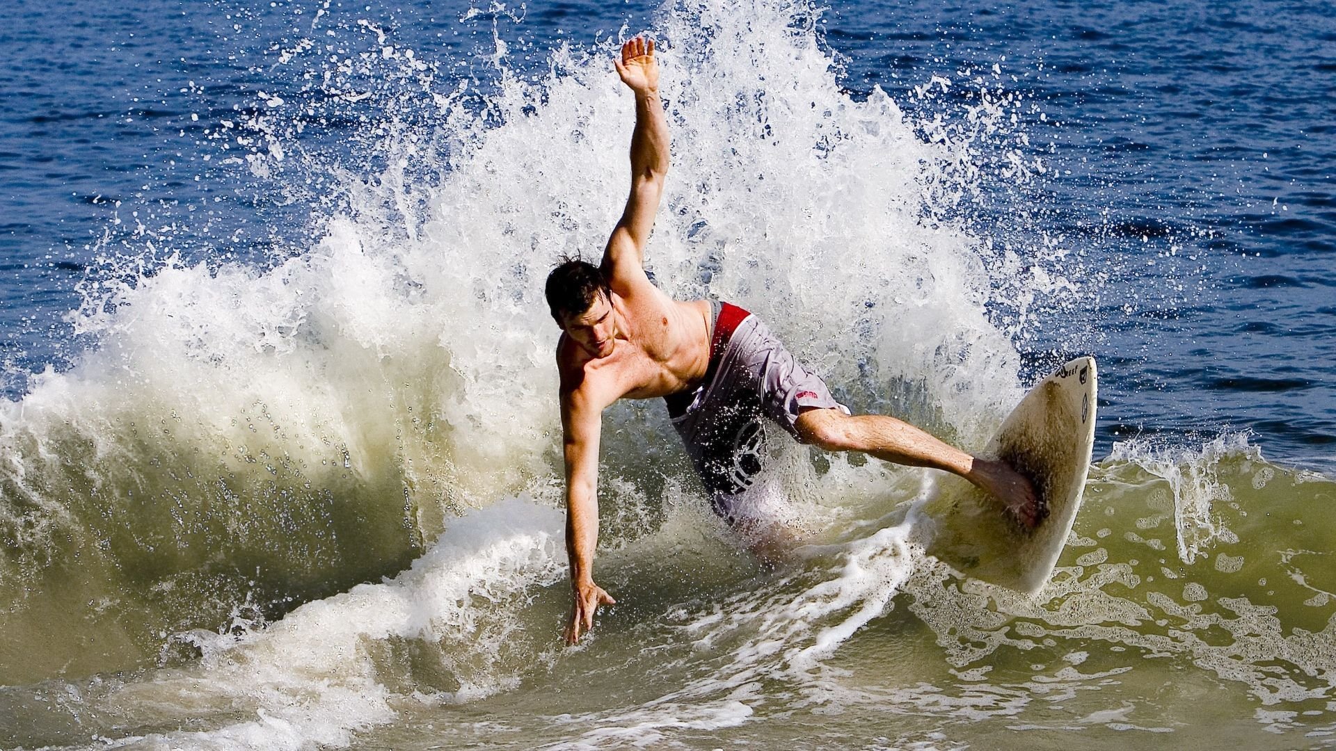 锁死对手只需一招?公牛铁血防守令灰熊窒息,切特攻防表现堪称新秀教科书